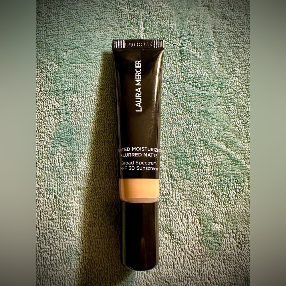 Laura Mercier Tinted Moisturizer Blurred Matte - 1N Birch